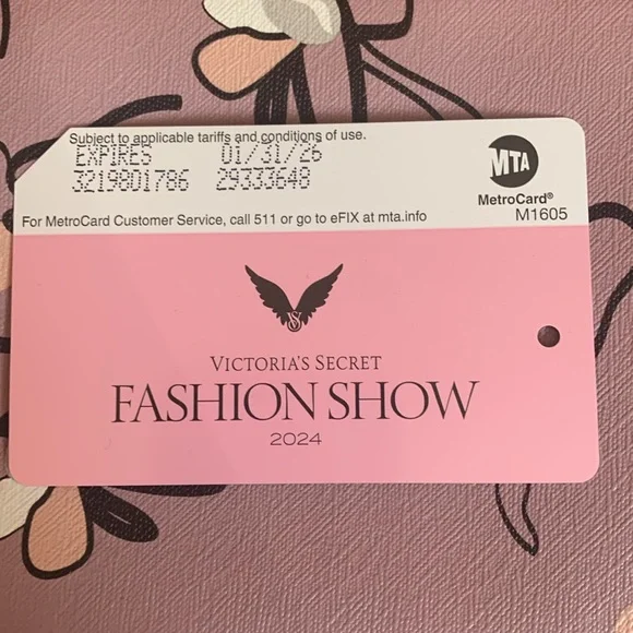 2024 VICTORIA SECRET Fashion Show NYC MetroCard - Picture 3 of 6